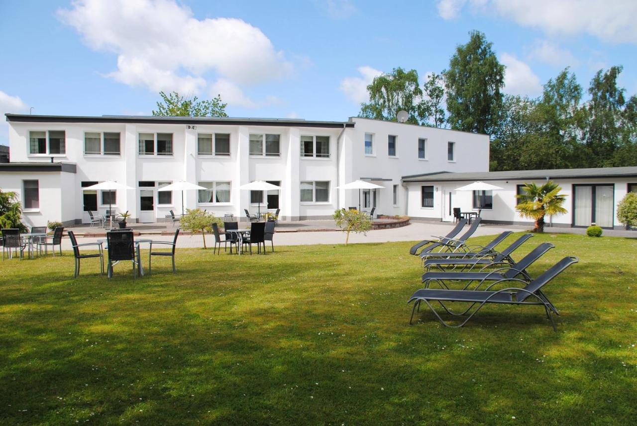 Appartementanlage-Ferienwohnungen Weisse Moewe ساسنيتز المظهر الخارجي الصورة